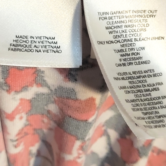 NWOT KASPER Abstract Print Cowl Neck Top - Picture 9 of 10